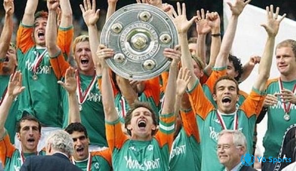 Werder Bremen có 4 lần đăng quang tại giải bóng đá vô địch quốc gia Đức