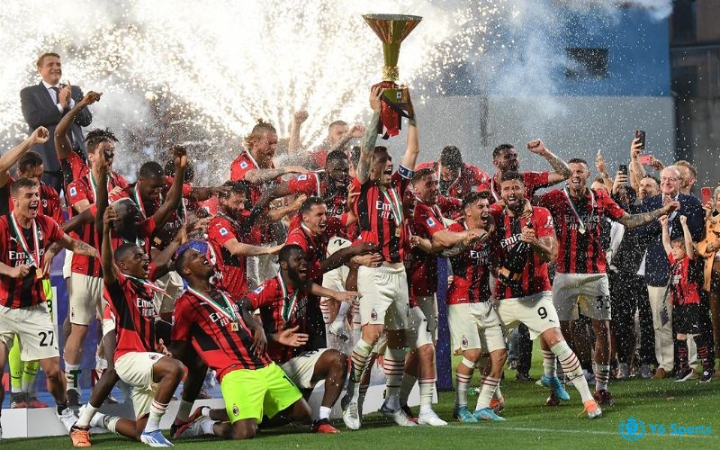 Top 2 đội tuyển vô địch nhiều nhất - AC Milan 