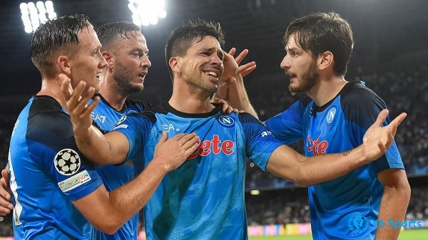Napoli đang dẫn đầu bảng xếp hạng Serie A năm nay
