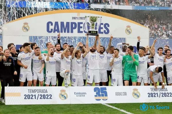 Real Madrid là nhà vô địch của mùa giải La Liga 2021-2022