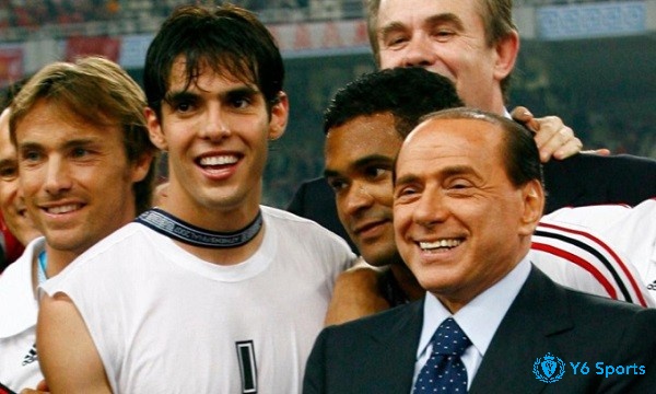 Kaka từng là cầu thủ thi đấu tại AC Milan