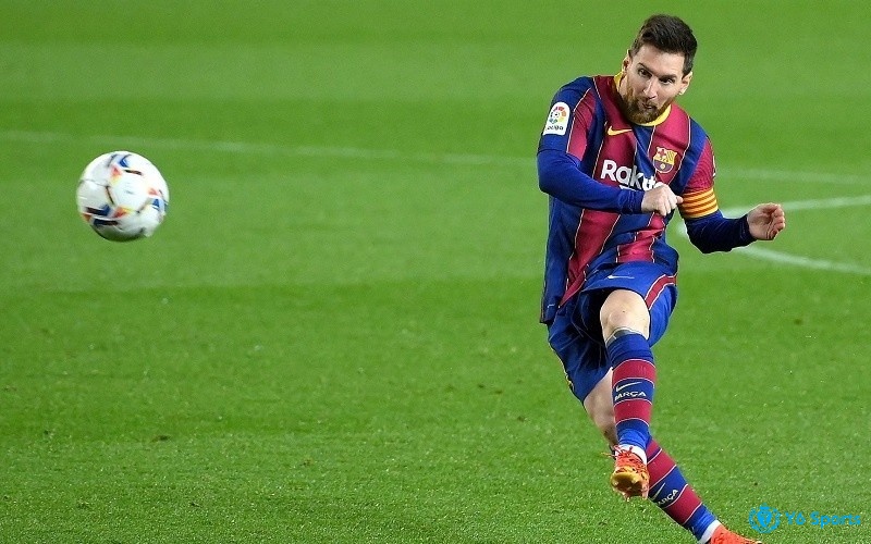 Tiền đạo Lionel Messi với 444 bàn thắng