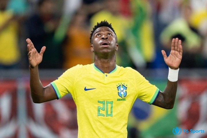 Vinicius Junior - “con át chủ bài” của đội tuyển bóng đá Brazil cũng góp mặt trong danh sách cầu thủ bóng đá đắt giá nhất thế giới