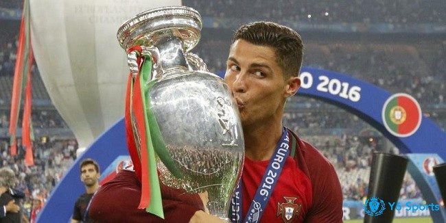 Ronaldo đạt nhiều danh hiệu như 1 danh hiệu UEFA European Championship