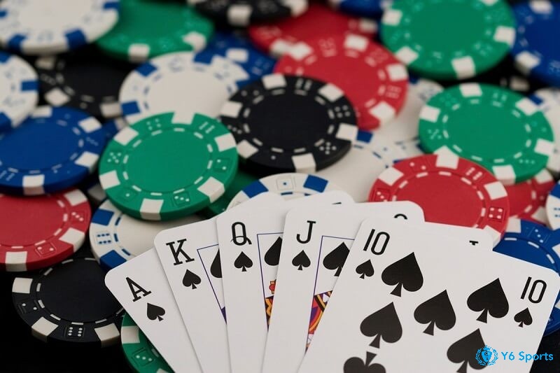 Xác suất Royal Flush tương ứng số lần xuất hiện thùng phá sảnh/ tổng ván bài Poker