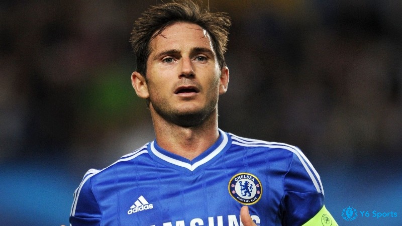 Frank Lampard là một trong những tiền vệ hay nhất Chelsea với tài năng nổi bật