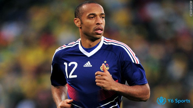 Tiếp theo trong top cầu thủ ghi bàn nhiều nhất Euro là tiền đạo Thierry Henry của Pháp