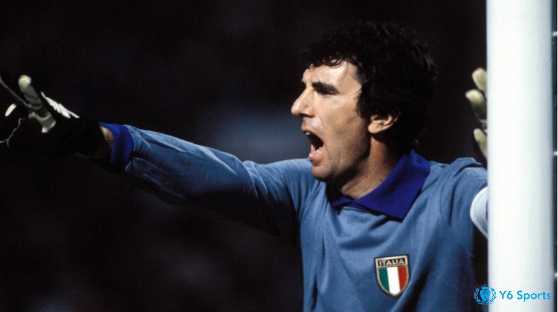 Dino Zoff là cầu thủ lớn tuổi nhất trong top thủ môn hay nhất World Cup