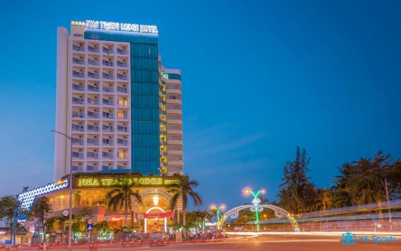 Lodge Hotel thu hút du khách với việc tổ chức casino
